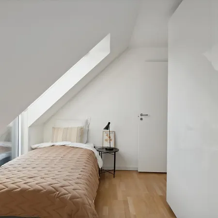 Apartment 2br -luxury 300 M From Magasin *